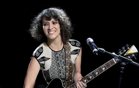  Gaby Moreno’s Amsterdam Adventure: A Night of Latin Rhythms and Unexpected Laughter